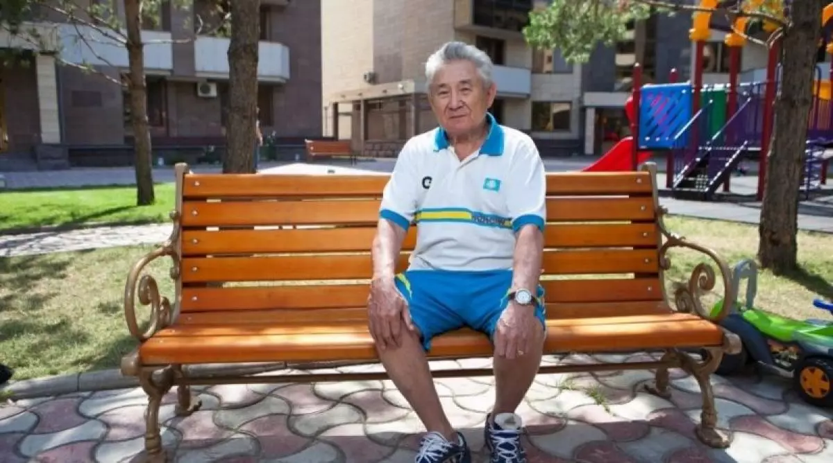 «Нұрағаның ұйқысын ұрлаған жүйрік»: желмен жарысқан Әмин Тұяқов