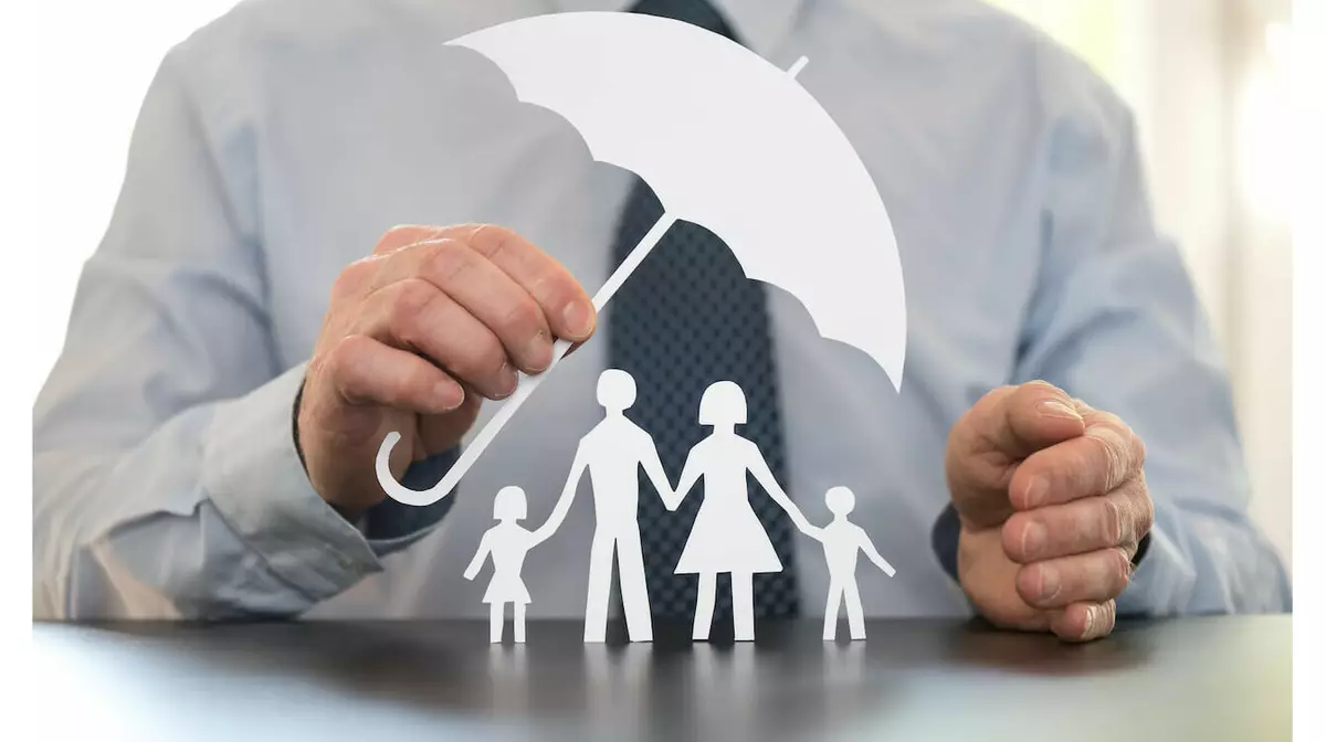 Казахстанцев ждут новые обязательные виды страхования