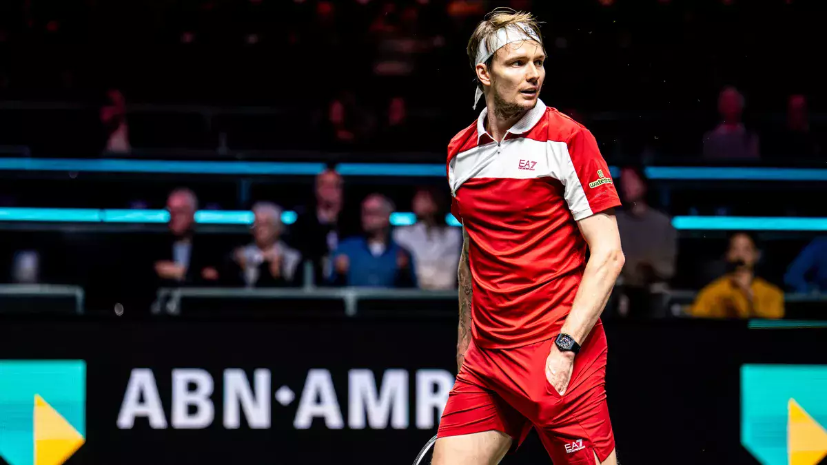 Александр Бублик Роттердамдағы жарыстың ширек финалына шықты