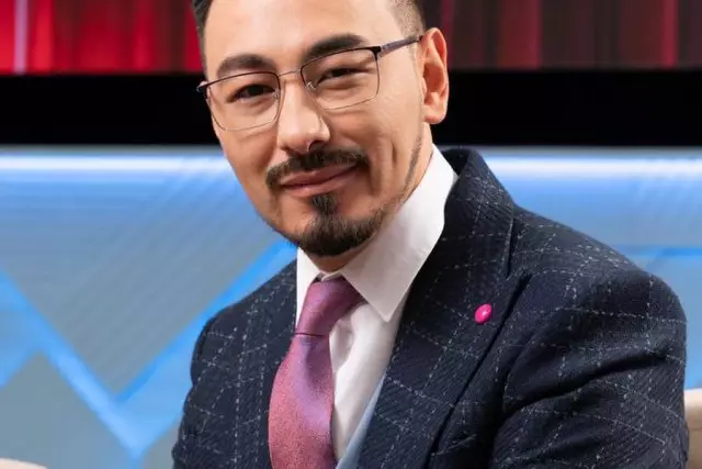 Журналист Руслан Өтепбай сүйінші жаңалығын айтты