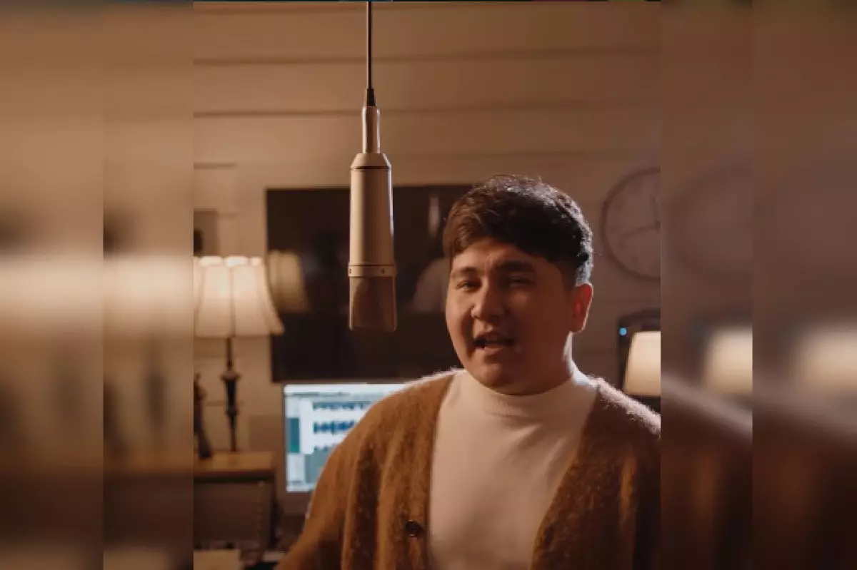 Исполнитель хита “Дарите женщинам цветы” представил новую песню