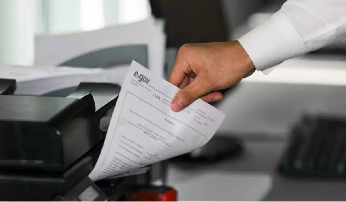 В ЦОНах временно приостановили выдачу ИИН иностранцам