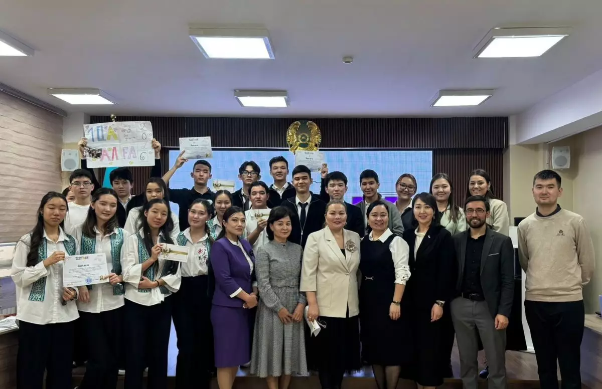 «STEAM: ойла, жаса, өзгерт»: Мектеп оқушылары үздік инновациялық жобаларын таныстырды