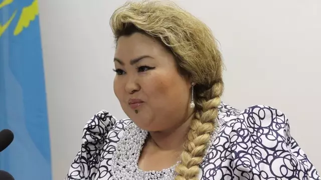 "Шетелге бала сатқан": Экс депутат Сара Алпысқызы туралы естеліктерімен бөлісті