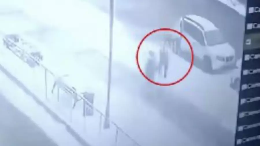 Алматыда жүргізуші жаяу жүргіншіні қағып, оқиға орнынан бой тасалаған