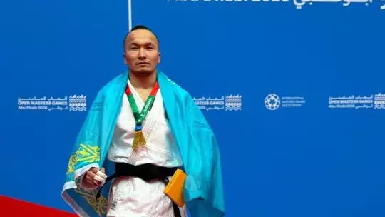 Учитель физкультуры из Астаны стал чемпионом в Абу-Даби