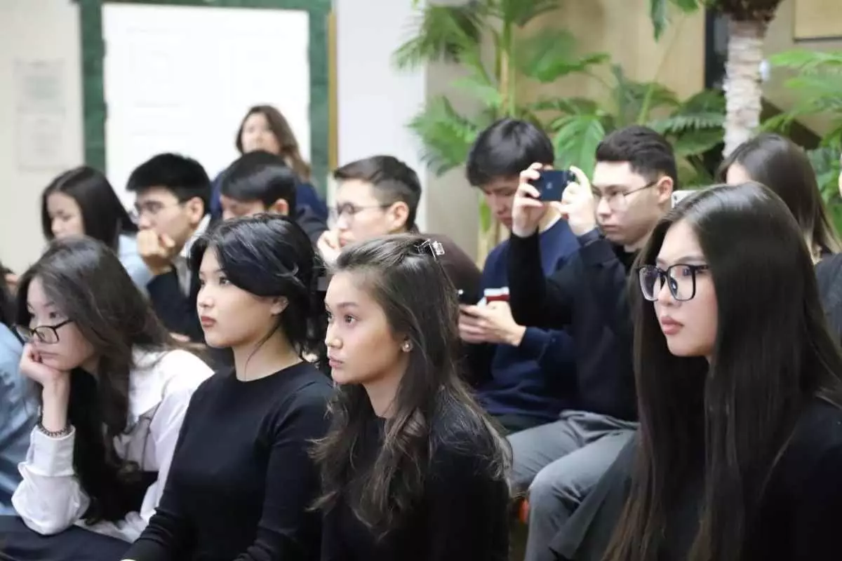 Студенческое сообщество выступило в поддержку новой Конституции