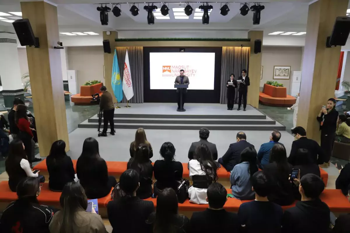 Студенттер қауымдастығы жаңа Конституцияны қолдады