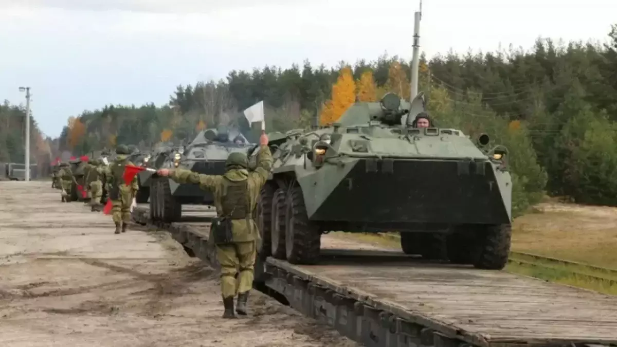 Военные силы ОДКБ прибудут в Казахстан