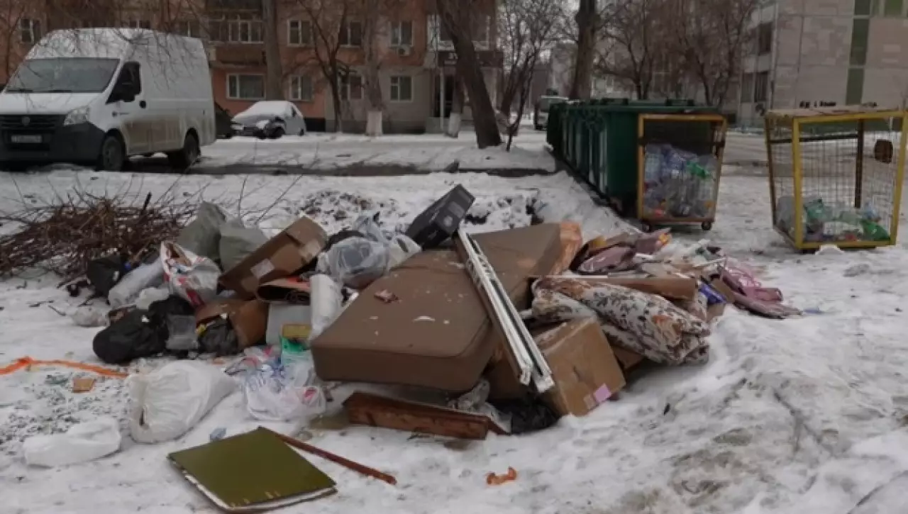 Павлодарцы недовольны уборкой улиц и дворов