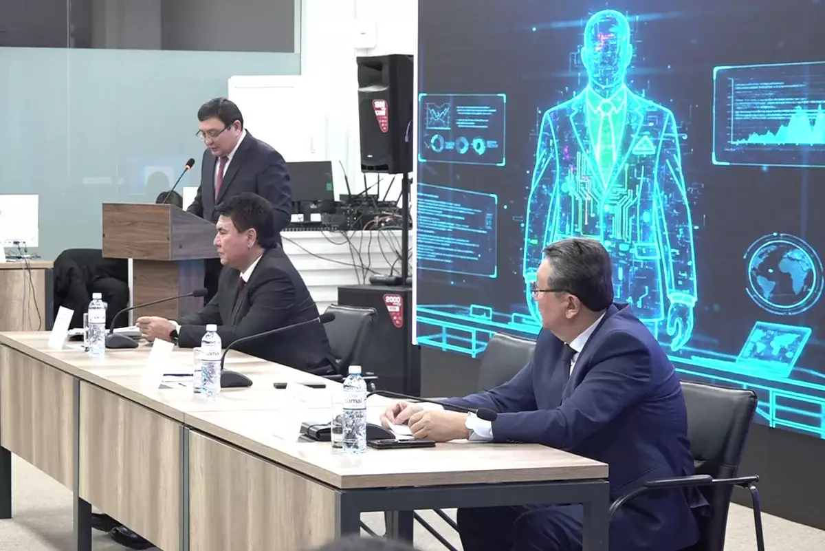 Сервис вместо бумажек: алматинских госслужащих призвали снижать бюрократию