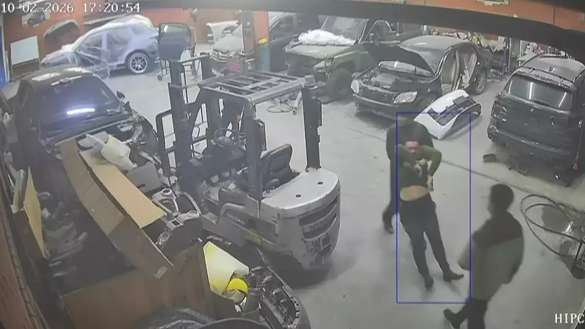 Әкемді ұрып, талдырған: әріптесі өлімші етіп сабаған ер адамның жансақтау бөлімінде жатыр