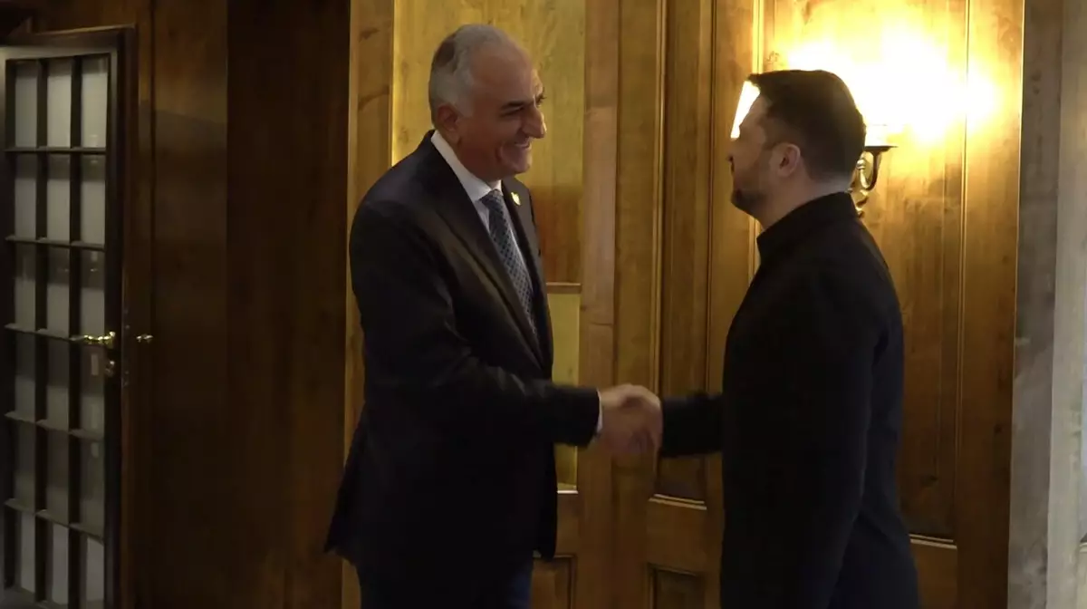 Зеленский встретился с наследником иранской династии Пехлеви в Мюнхене