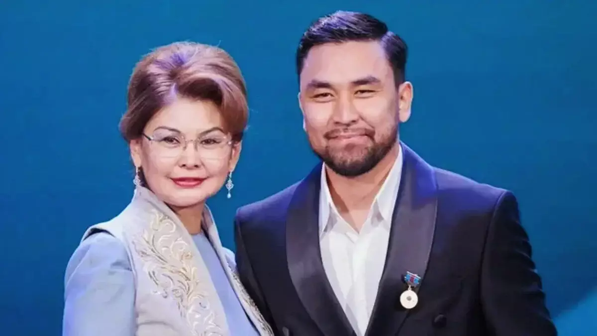 «Жаңа мәртебе»: Әнші Әmre тыңдармандарын қуантты (ВИДЕО)