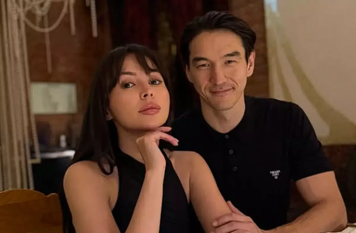 Жена комика Сабурова опубликовала первый пост после его изгнания из России