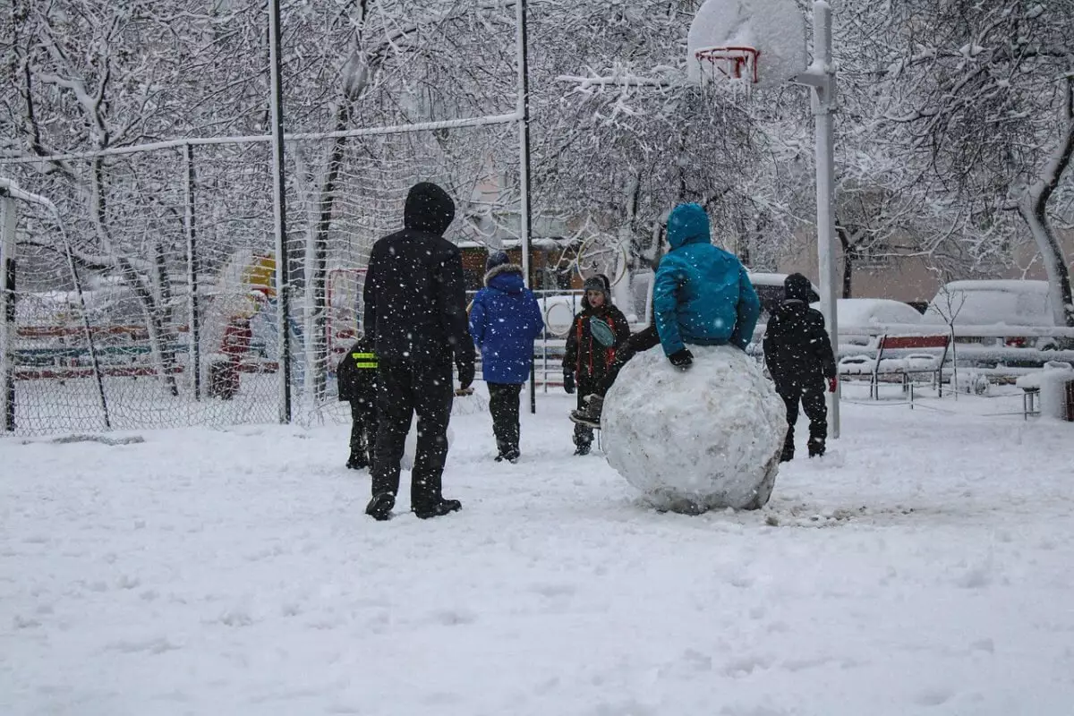 Мороз до -26 и плюс 17: погода в мегаполисах Казахстана в выходные