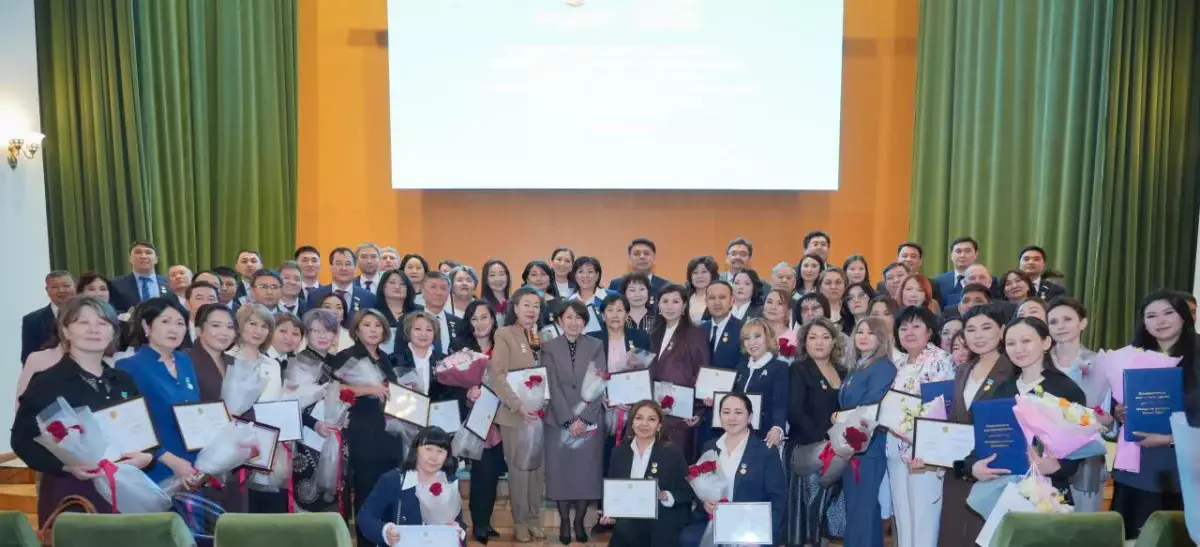 Поручение Главы государства: 14 молодых ученых стали обладателями новых квартир