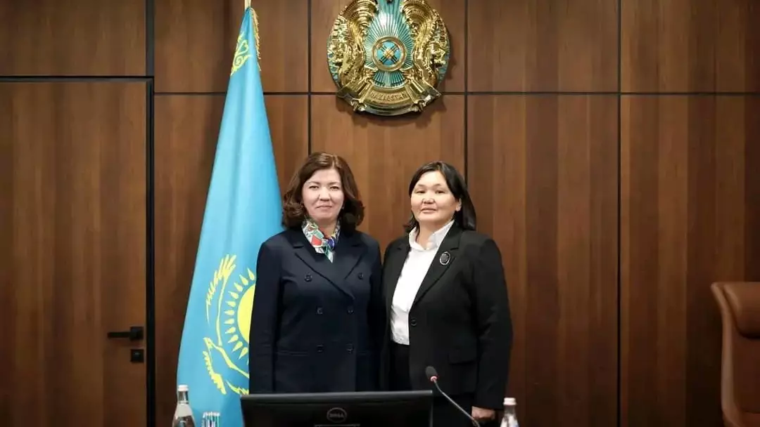 "Әбден шаршап-шалдыққан мұғалімнен не күтуге болады?"деген белсенді ұстаз министрге ұсыныс жасады