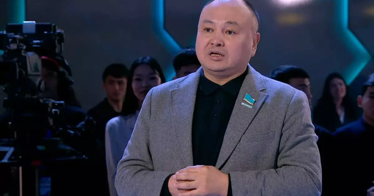  Конституция Преамбуласын өзгертудің маңызы зор – Ерлан Саиров 