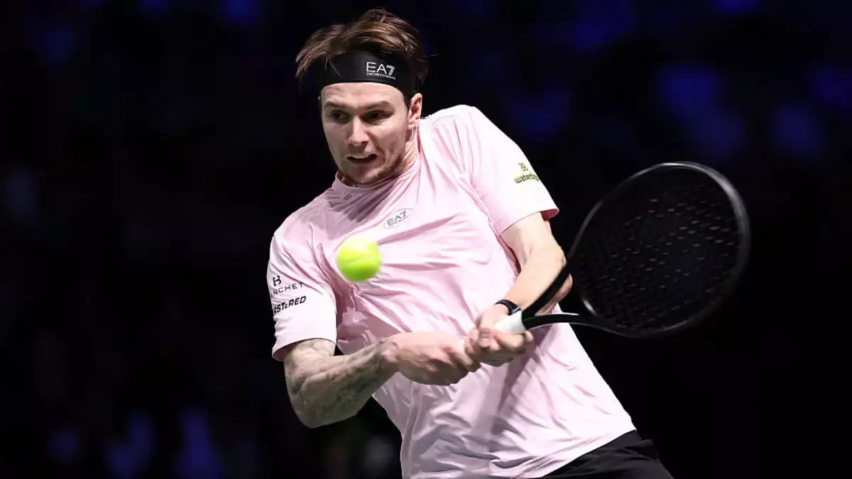 Александр Бублик вышел в полуфинал Роттердама