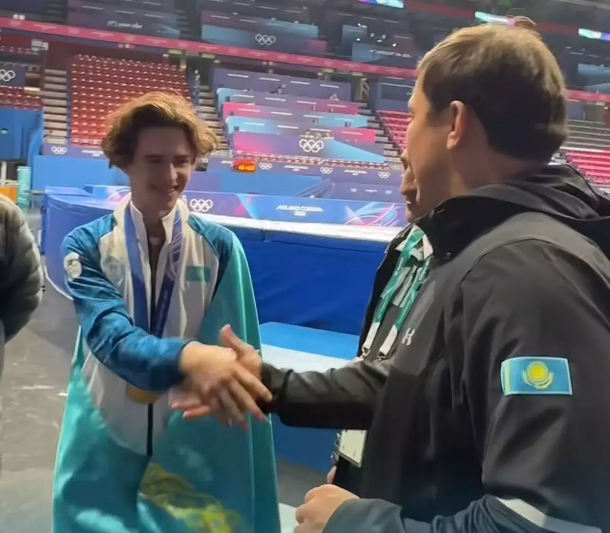 «Адам болып қал»: Геннадий Головкин Михаил Шайдоровқа ақылын айтты