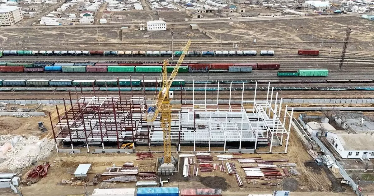  «Үш қабатты ғимарат» – «Маңғыстау» вокзалы реконструкциядан өтіп жатыр 