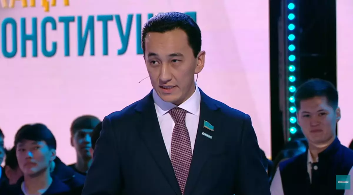 Норму о защите граждан от религиозного принуждения внесут в проект новой Конституции РК