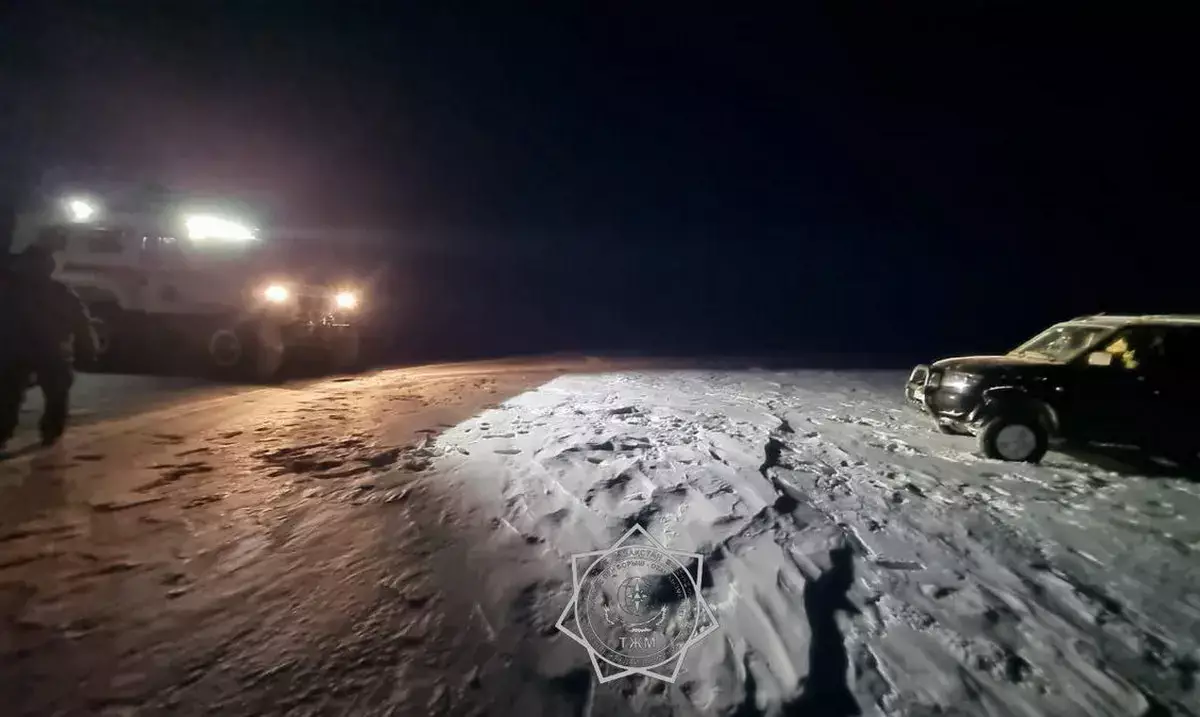 Застряли в снежном заносе: как искали пропавших мужчин в Мангистау - новости на Lada.kz 14.02.2026