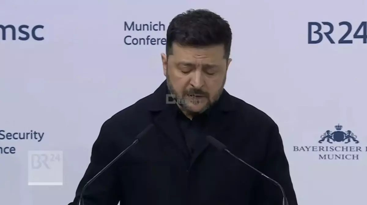 "Пусть отращивает живот, а не армию": Зеленский унизил Орбана на Мюнхенской конференции