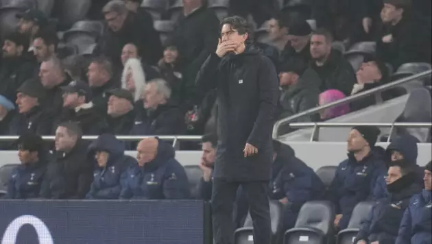 Уволенный из топ-клуба тренер официально нашёл работу в АПЛ