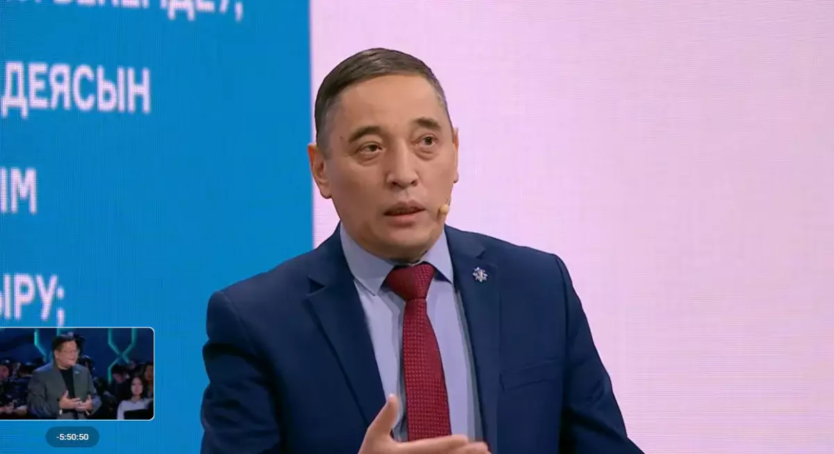 Жаңа Конституция жобасында қоғаммен диалог негізгі құндылық ретінде айқындалған - Дихан Қамзабекұлы