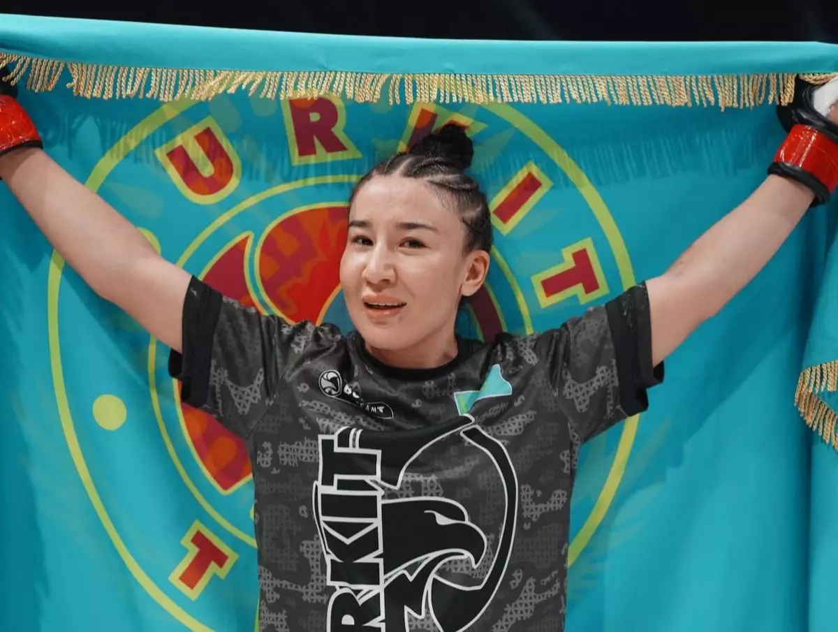 Казахстанская военнослужащая одержала досрочную победу над соперницей из Китая (ВИДЕО)