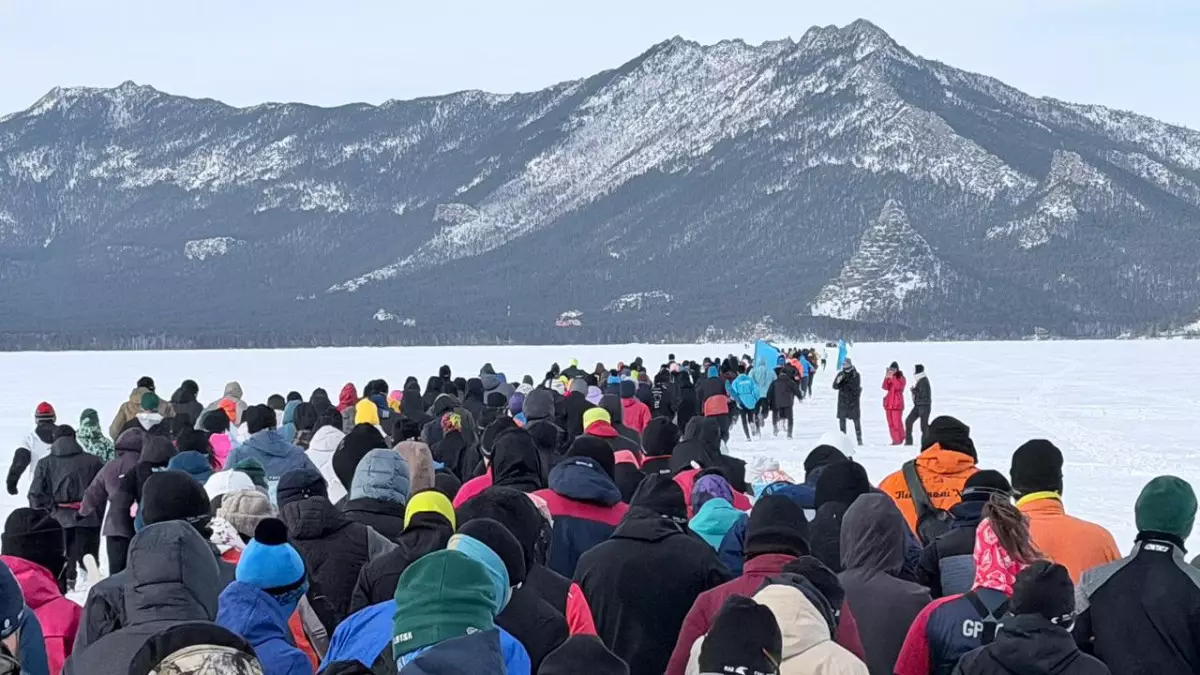 В Бурабае прошел международный ледовый забег