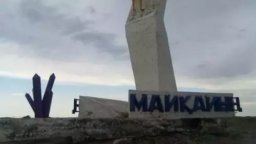 Павлодардағы сұмдық: Кішкентай бала үйдегі екі мәйіттің ортасында өскен