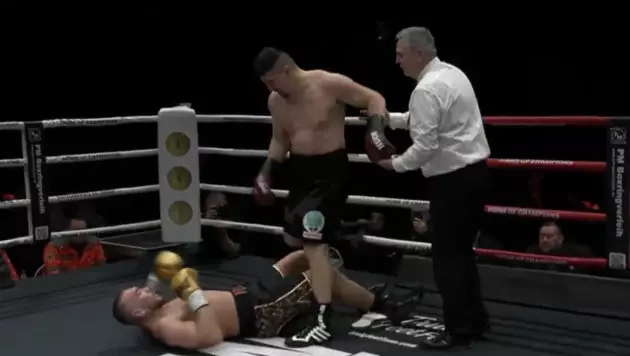 Экс-чемпион мира возобновил карьеру и не сумел нокаутировать соперника с 23 поражениями