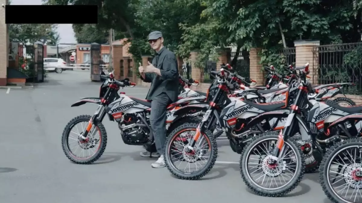 Комика Нурлана Сабурова внесли в базу "Миротворец"