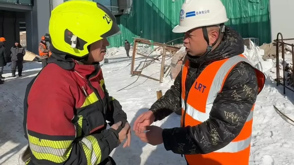 Знание китайского помогло пожарным в Астане