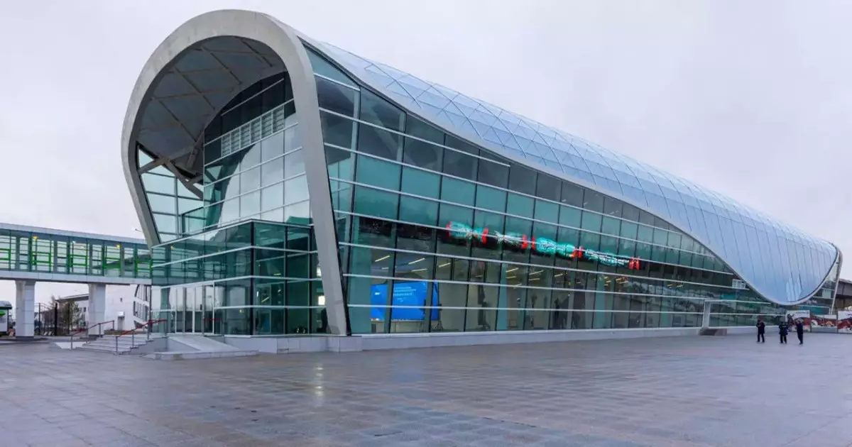  LRT аялдамасындағы өрт: қытайша білетін құтқарушы адамдарды қауіпсіз жерге бағыттады 