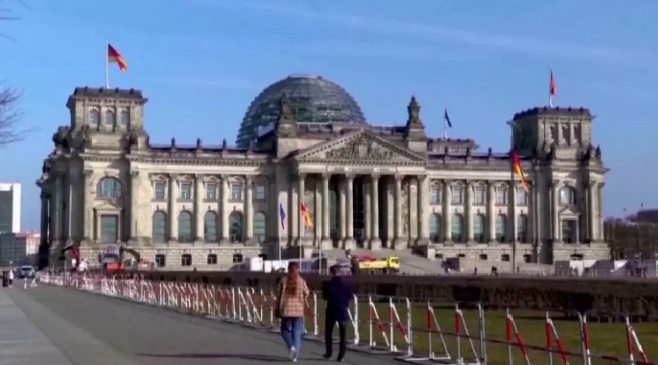 Германияда бесінші банкке ұры түсті