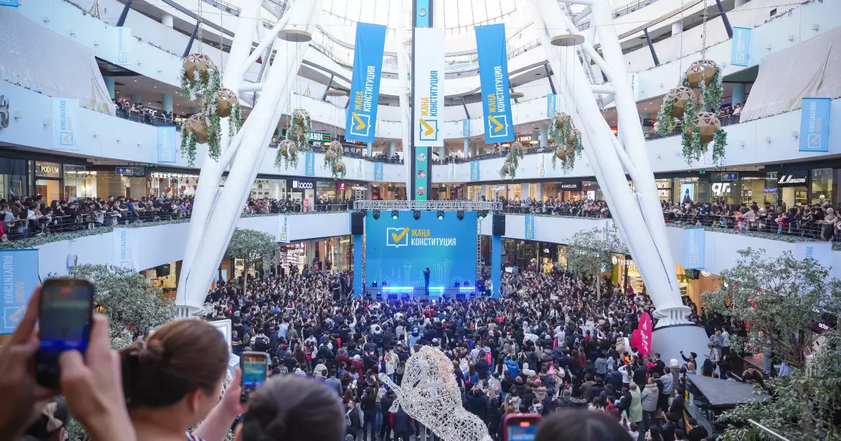  Елорда жастары жаңа Конституцияны қолдайды 