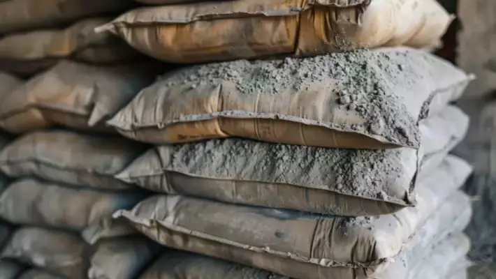 Афганистан вернул 48 тонн некачественного цемента через порт Хайратон