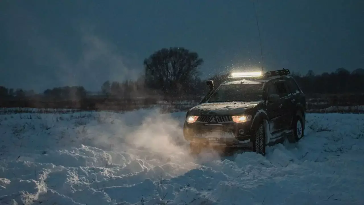 Ауа райы күрт нашарлады: Қазақстанның бірнеше өңірінде жол жабылды