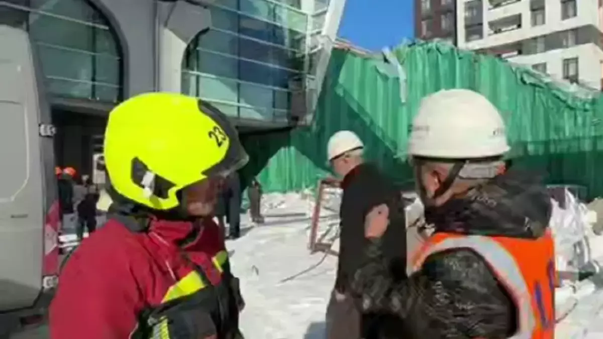 Астанада LRT маңындағы аялдама өртенді (ВИДЕО)