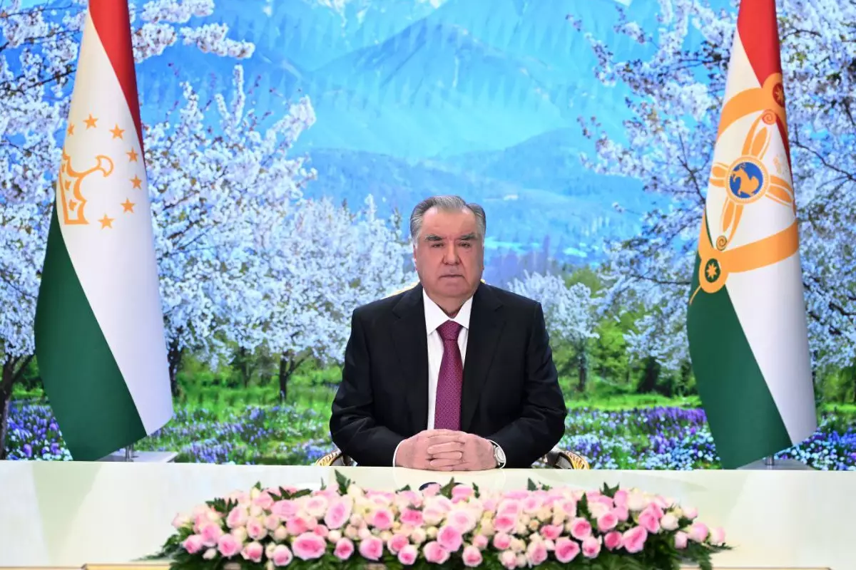 Слухи о болезни Эмомали Рахмона: что происходит с президентом Таджикистана?
