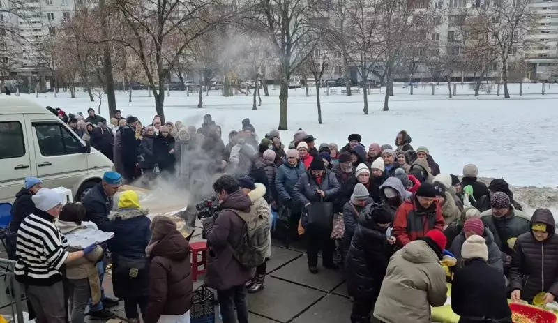 Казахи накрыли дастарханы в центре Киева