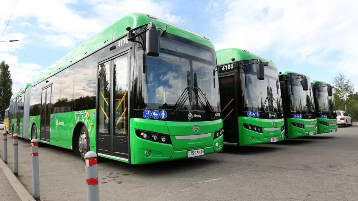 Алматыда жолаушылардың 49%-ы жол ақысын төлемейді - әкімдік