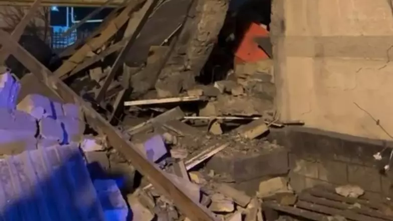 Жетісудағы дүкенде жойқын жарылыс болды: Ғимараттың бір бөлігі қирап, үш адам аурухана түсті