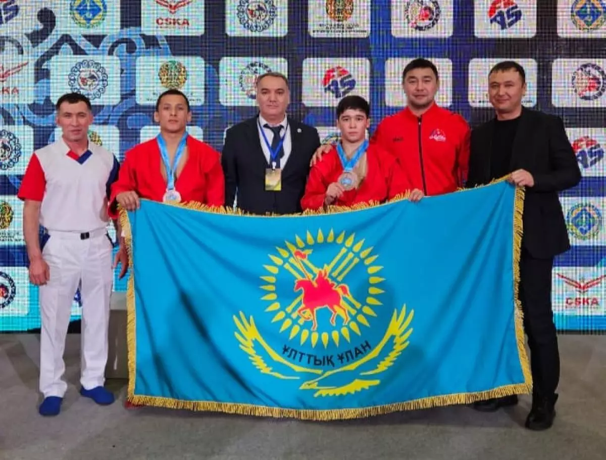 Гвардейцы взяли 10 медалей на Чемпионате Казахстана по самбо