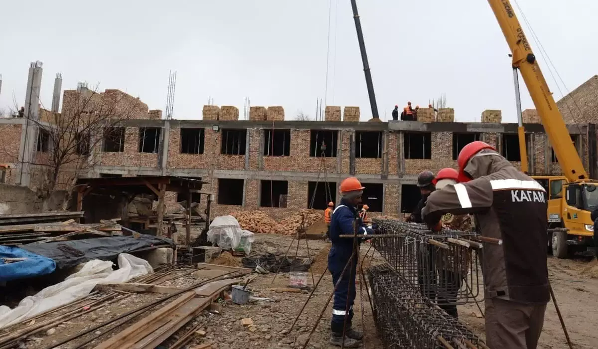 Строительство 90 новых школ почти на 47 тысяч ученических мест ведется в Казахстане
