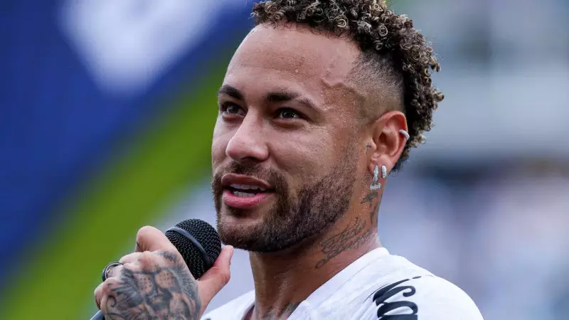 Неймар алаңға қайта оралды